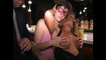 Busty Milf Anna Indulges In A Titillating Oral Sex Session At The Trapeze Club