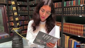 A Nerdy Girl Has Amazing Sex Skills Despite Her Glasses And Modest Outfits - Sex With Girl In Glasses