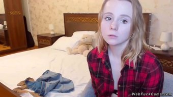 Skype Camgirl In Bra And Shirt, Amateur Teen.