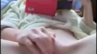 Girl Masturbating On Webcam: Homemade Orgasm