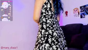 Young Girl'S Dress Change Turns Into Steamy Encounter With Big Ass Stepsister