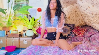 A Hot Girl From The Uk Trying Out Solo Pleasure With Sex Toys.