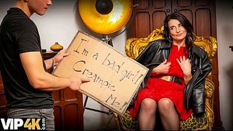 Bruno Baxter Got His Dick Sucked By A Mature Beauty In Stockings.