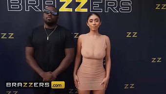 Violet Myers Twerks Her Big Ass For The Paparazzi, Showcasing Her Thicc Latina Charm.