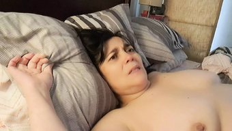 Mature Cougar Gets Her Natural Tits Bouncing In Hardcore Fucking