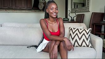 Gorgeous Black Model Hardcore Fucked By Bwc In Amateur Couch Casting