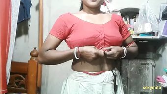 Hot Bhabhi'S First Audition For A Homemade Porn Film