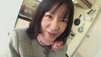 Japanese Mature Woman Gets Her Pussy Filled With Sticky Sperm - A Hot Creampie