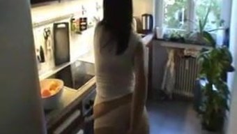 German Wife Gets Surprised By Quickie In The Church