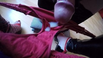 Latex-Clad Shemale Enjoys Creampie In Her Pantyhose