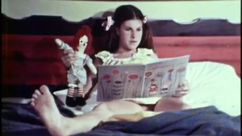 Suzanne Fields And Girls In Threesome Sex Session